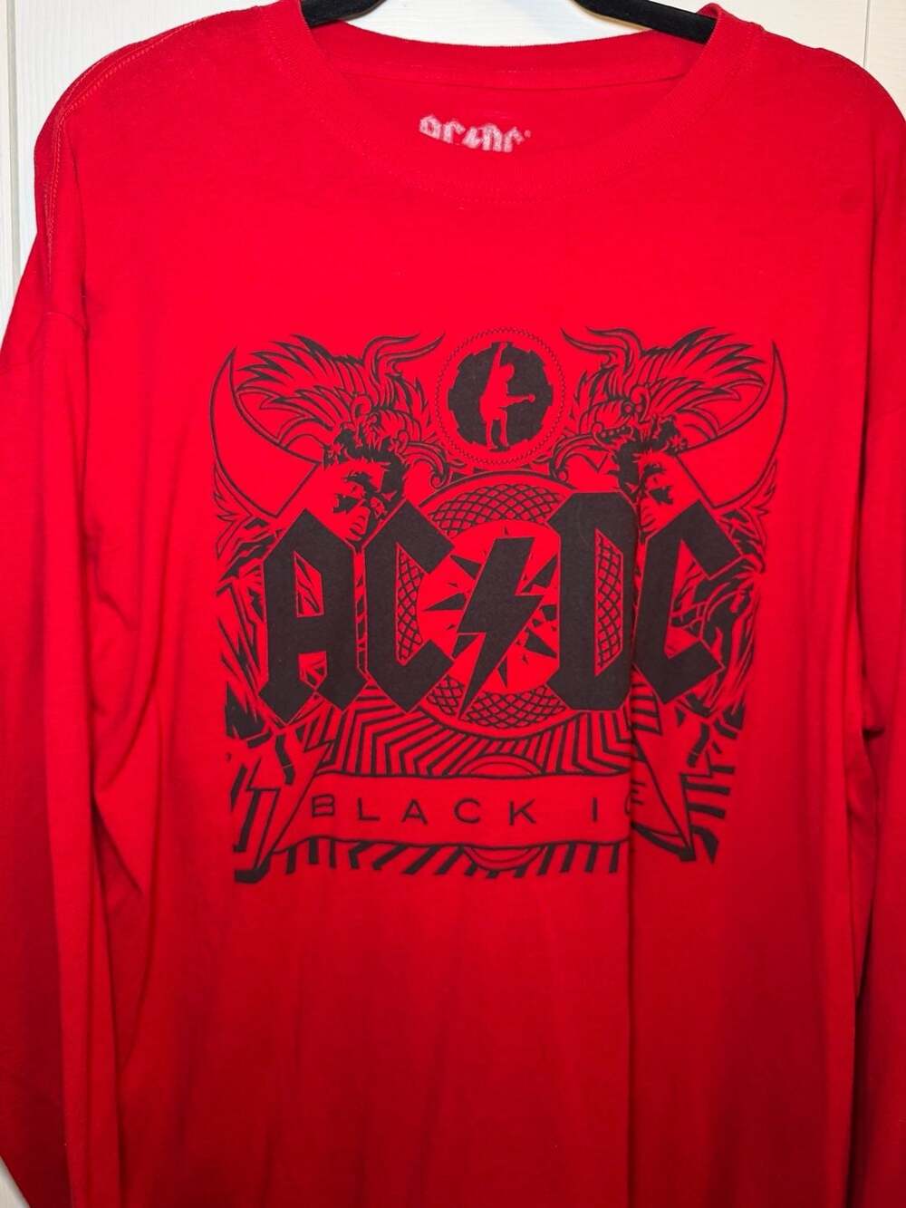 AC/DC Black Ice Long Sleeve Graphic T-Shirt L/XL Red Cotton Band Tee